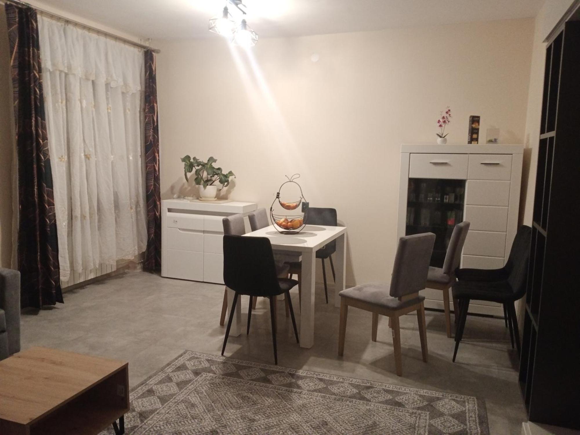 Uroczy Apartament Krasków Eksteriør bilde